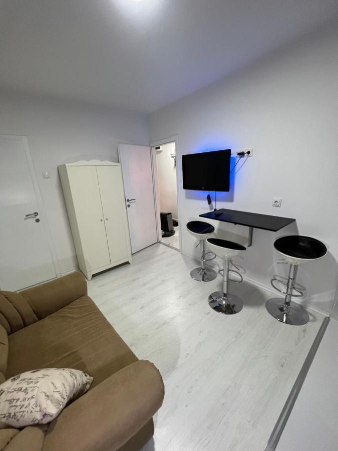 Apartman Paola - Massage Chair- 0-24 Self Check In Out- Жупаня Экстерьер фото
